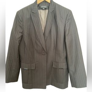 Kasper tailored suit jacket, size 12. Very gently used!